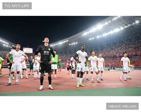 中超多队深陷资金困境 欠薪危机持续发酵引发关注