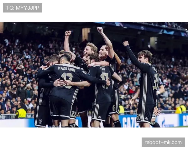 乔丹·克拉克英超赛季表现抢眼，助球队强势冲击冠军