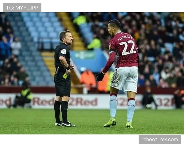 伯恩利关键球员表现抢眼，助力球队稳步提升竞技状态