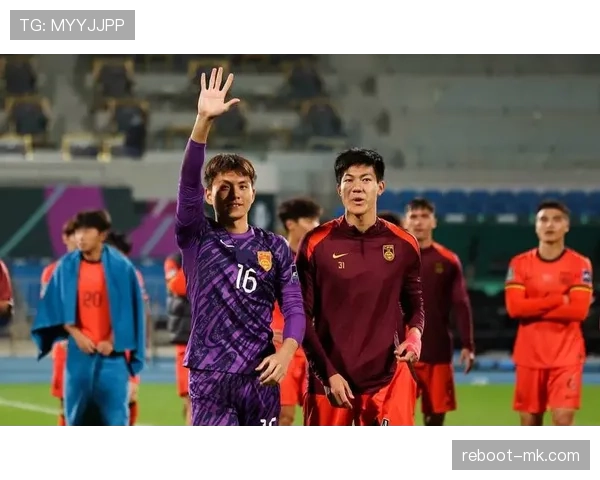 中国男足亚洲杯表现引热议，年轻球员崭露头角，未来可期