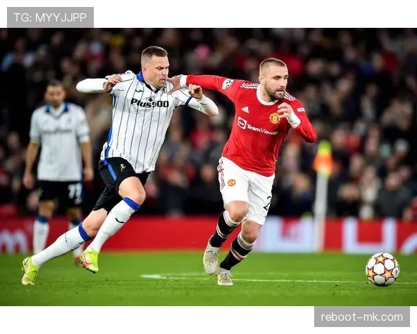 曼联阵容问题凸显：拼凑式组建影响体系稳定性